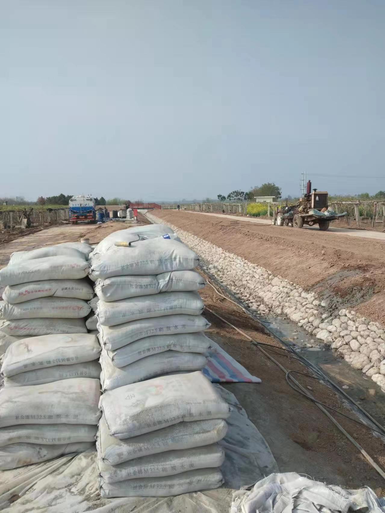 三才镇小导管注浆